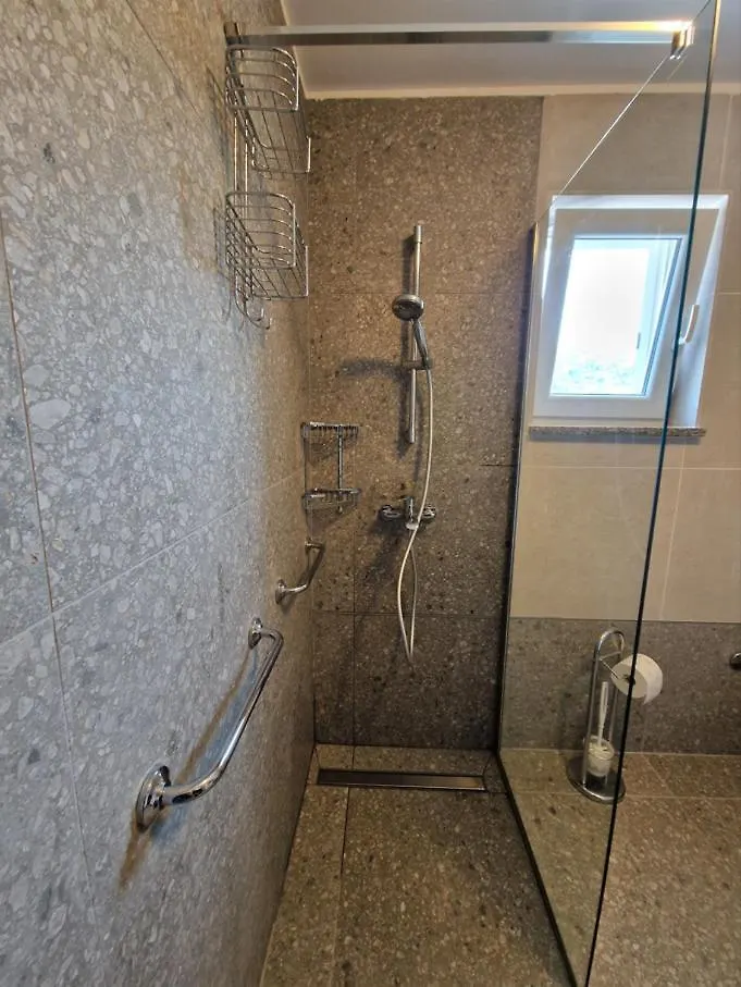 Modern Apartment Kompas Baska  Baska (Krk)
